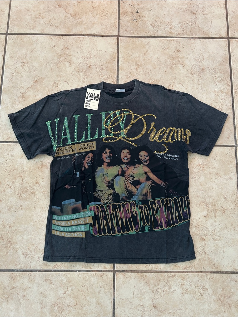 Vale Dreams Black Graphic Short Sleeve Tee